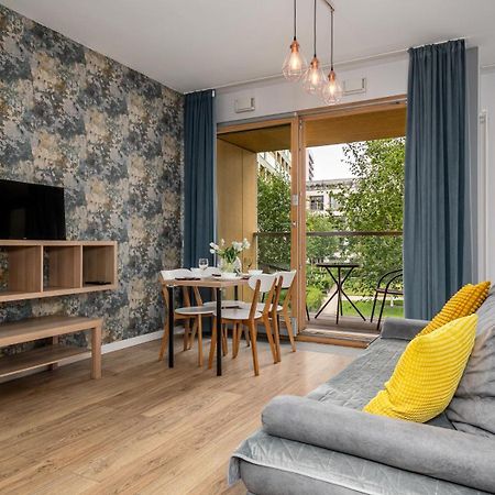 Apartamenty Sun & Snow 19 Dzielnica With Free Parking Varsovie Extérieur photo