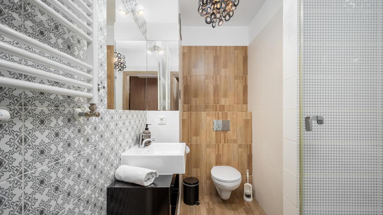 Apartamenty Sun & Snow 19 Dzielnica With Free Parking Varsovie Extérieur photo