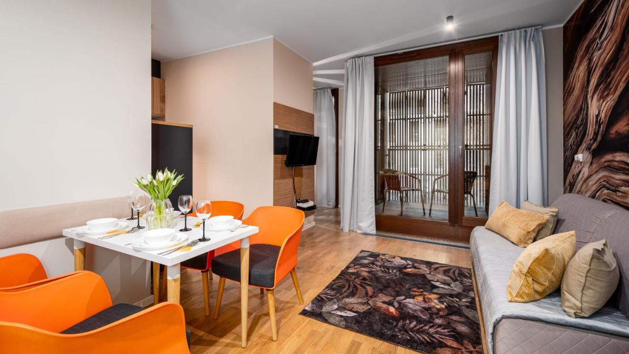 Apartamenty Sun & Snow 19 Dzielnica With Free Parking Varsovie Extérieur photo