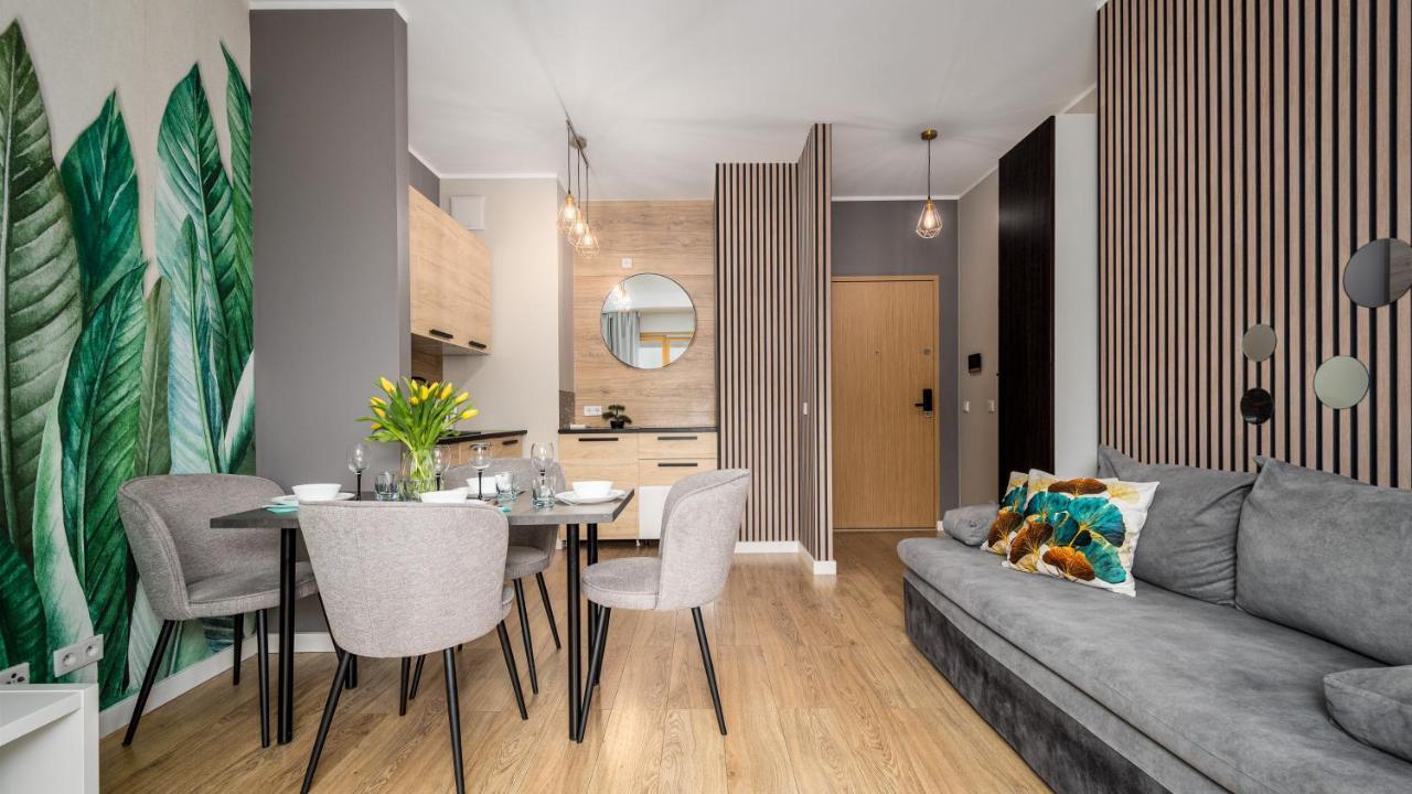 Apartamenty Sun & Snow 19 Dzielnica With Free Parking Varsovie Extérieur photo