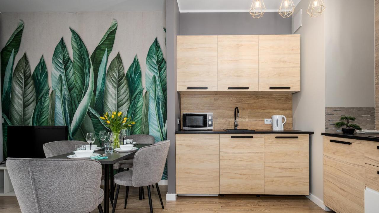 Apartamenty Sun & Snow 19 Dzielnica With Free Parking Varsovie Extérieur photo